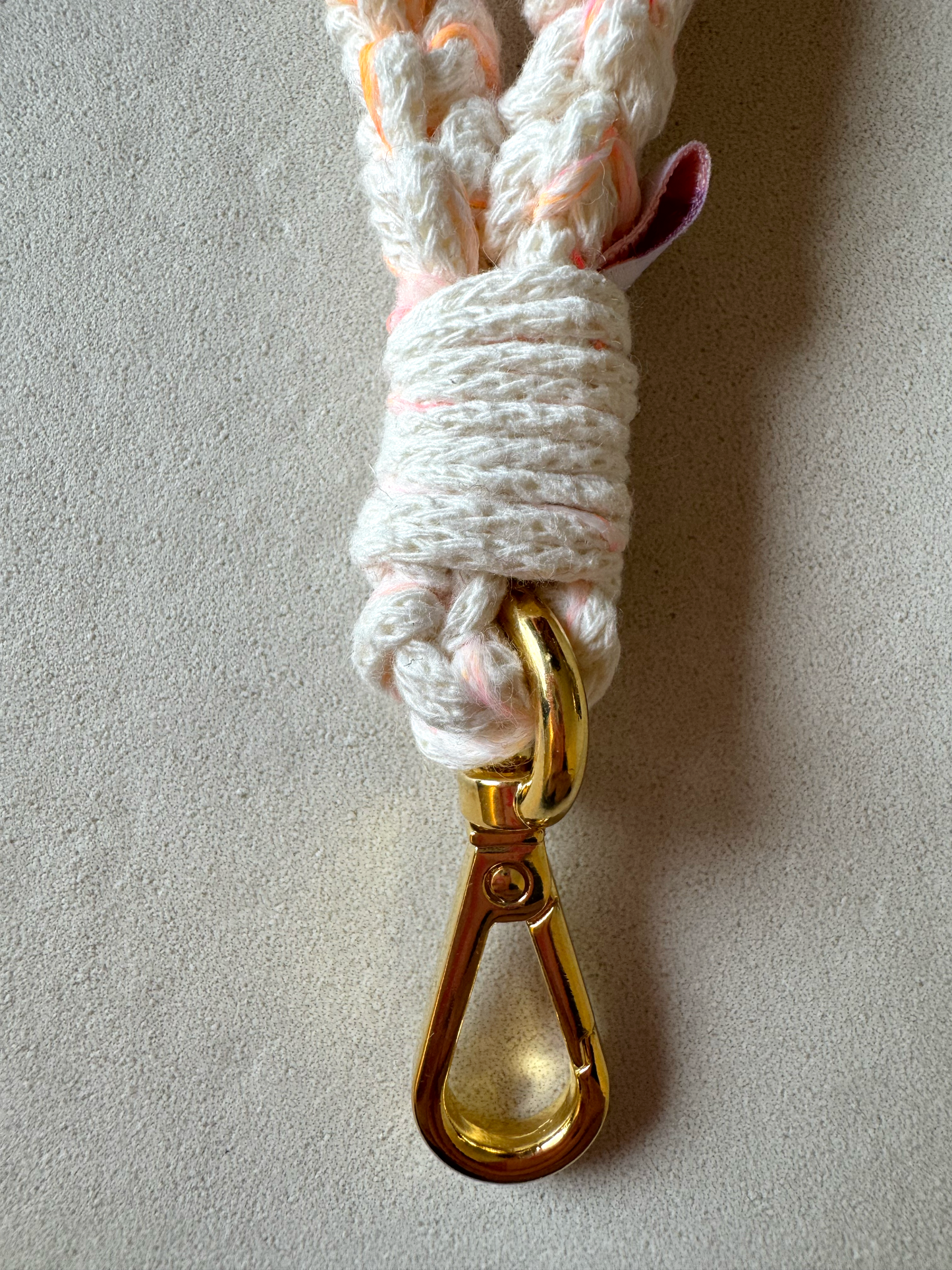 KCH butter white + fluo mix