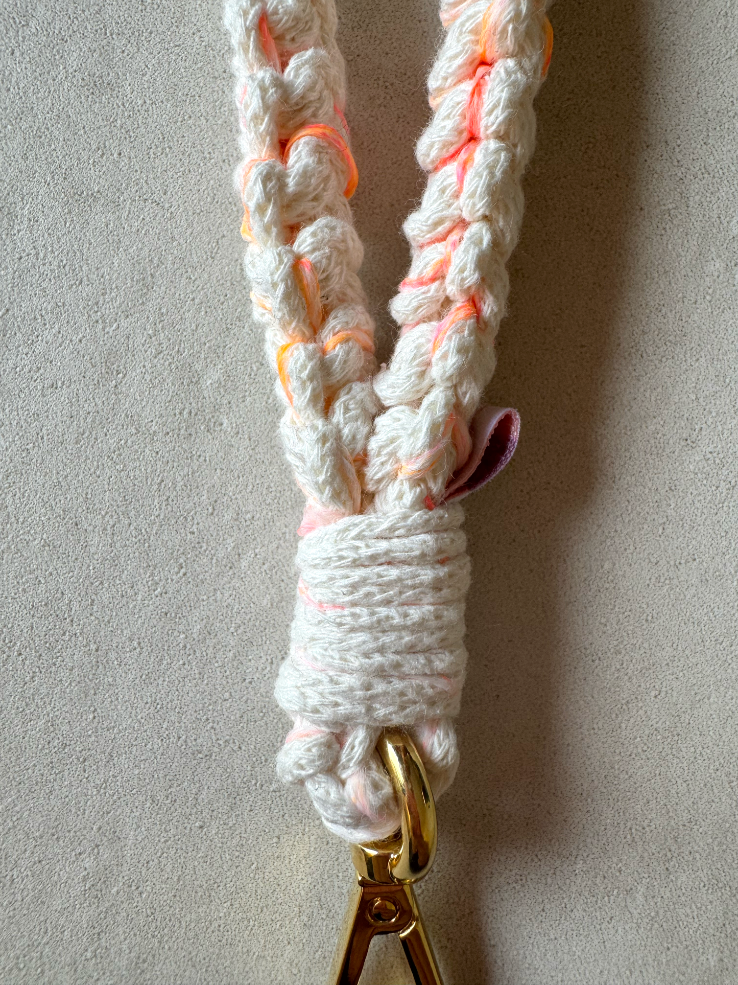 KCH butter white + fluo mix