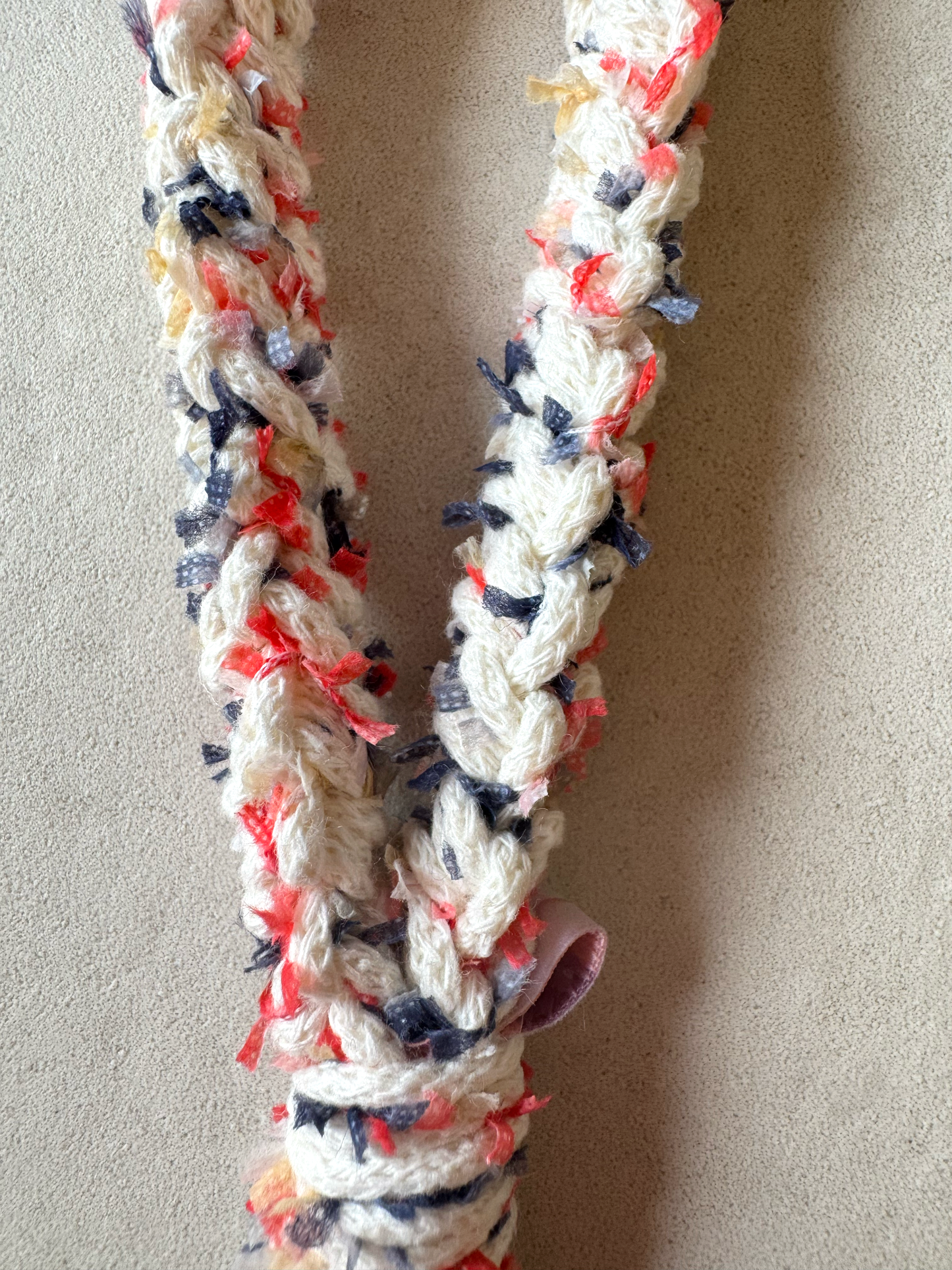 KCH butter white + fly mix