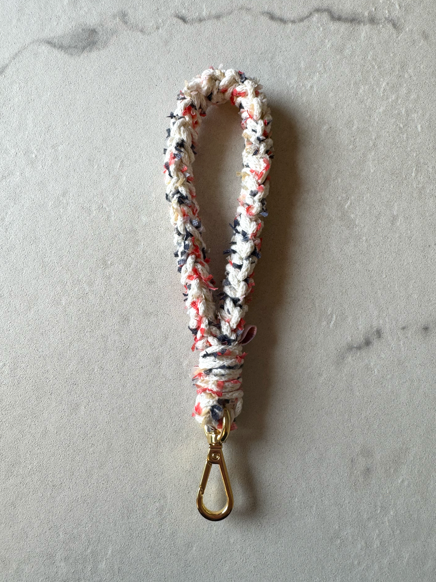 KCH butter white + fly mix